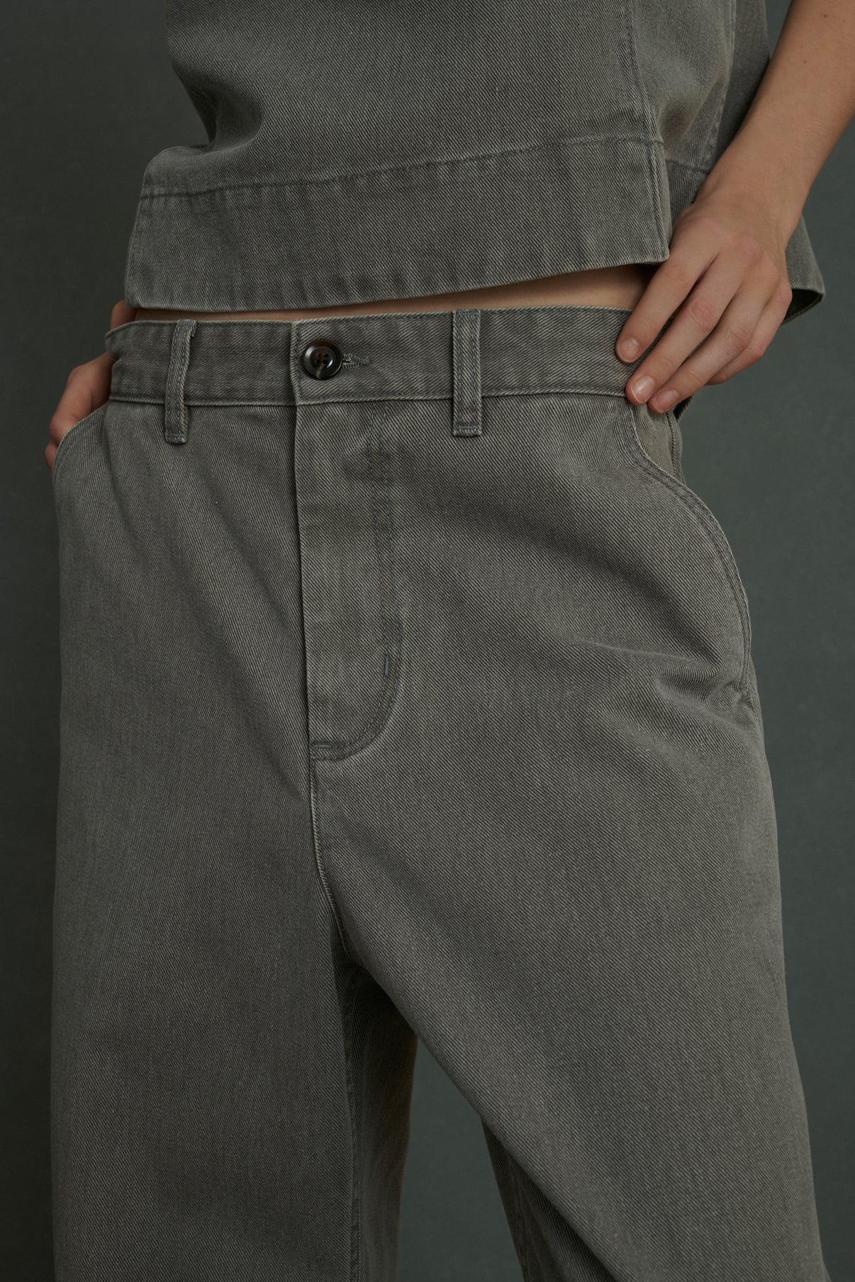 ALISSIO JEANS vue 3