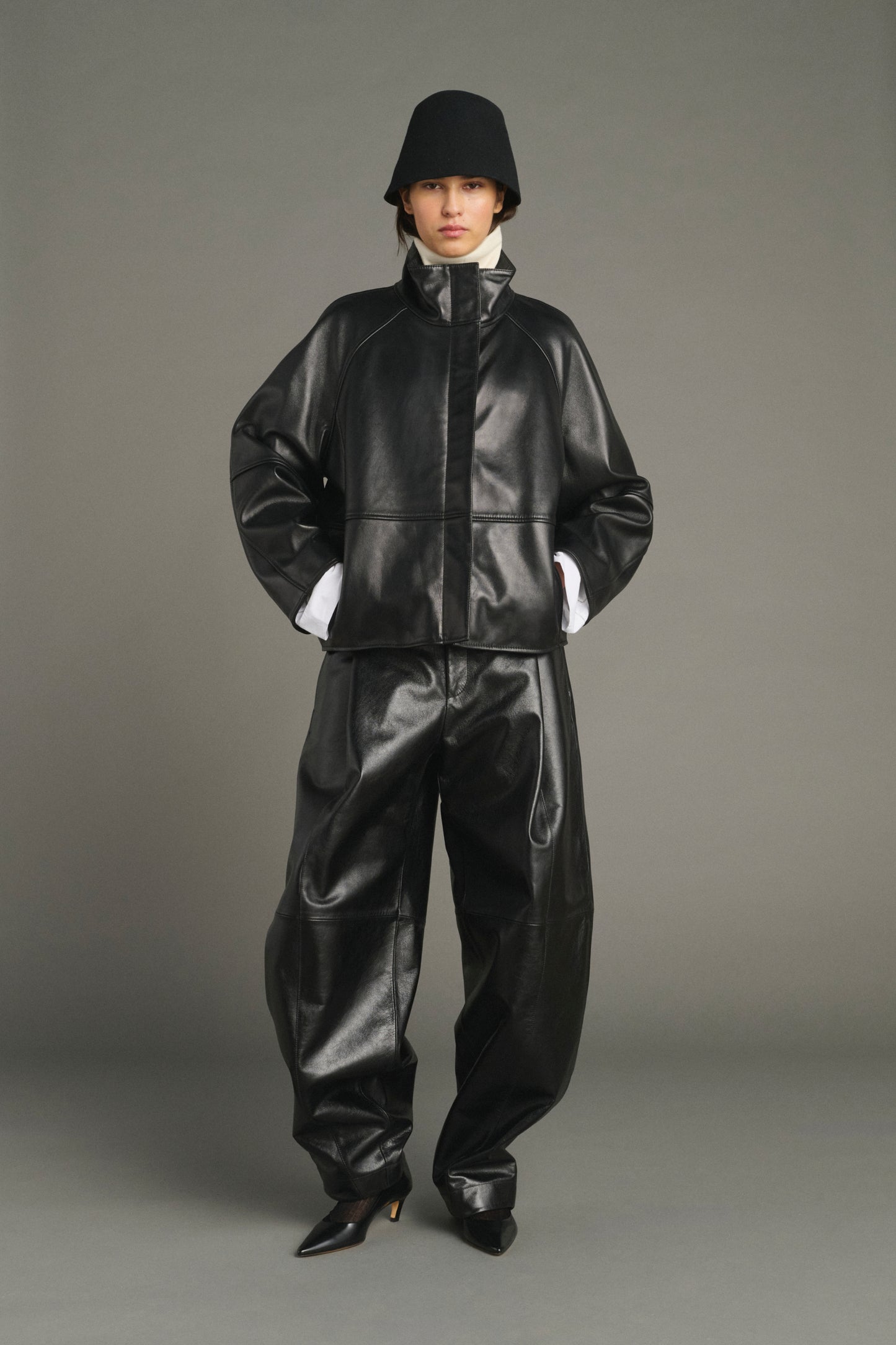 Chaqueta Gamma - Negro cuero oversize mujer - Soeur