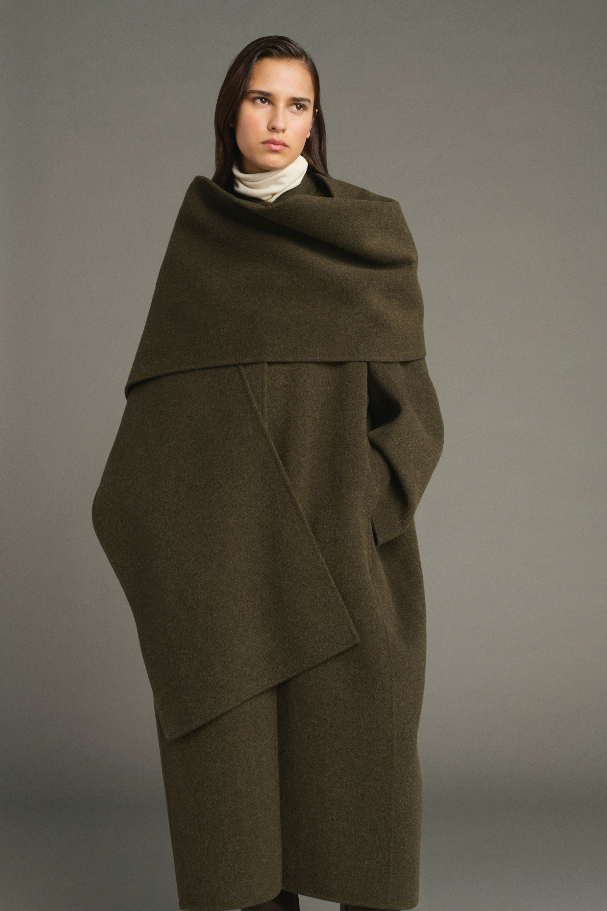 Coat FINN Khaki Heathered