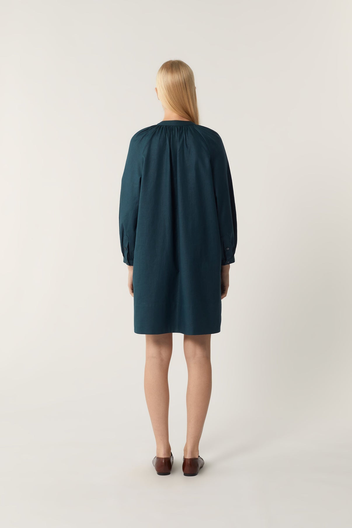 ROBE PHILIPPINE vue 6