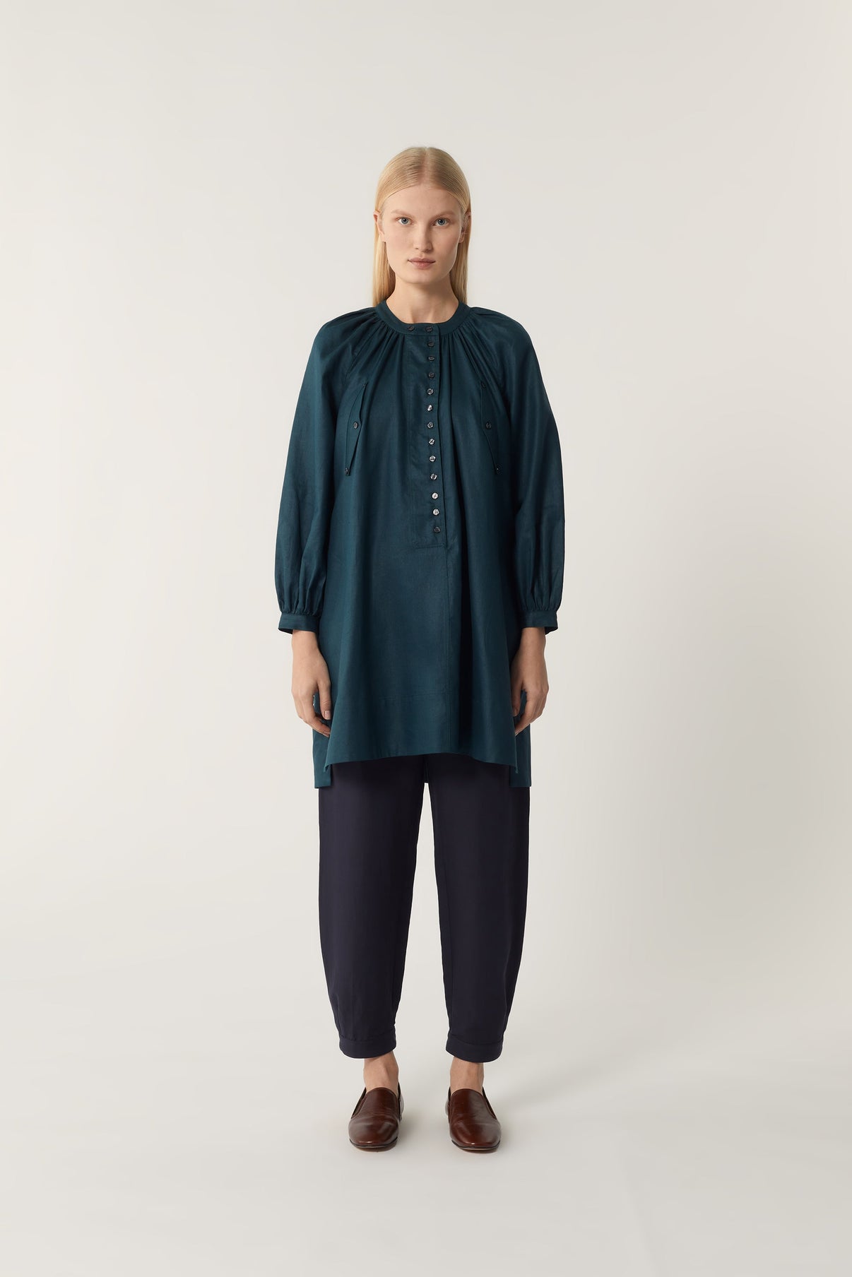 ROBE PHILIPPINE vue 1