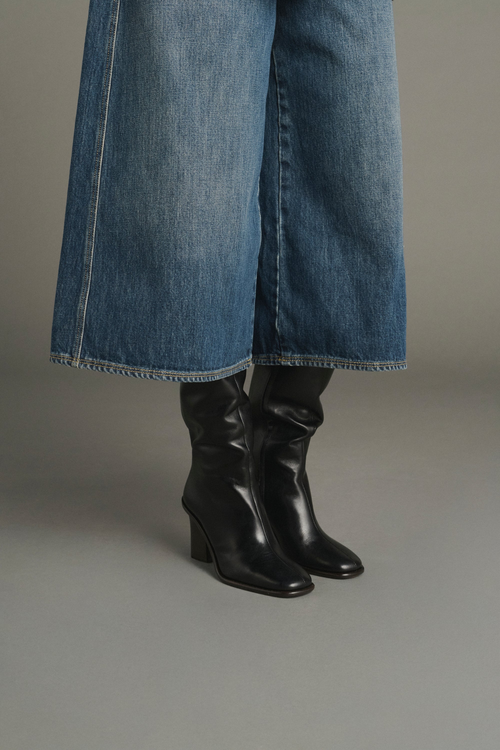 Boots LIVIA Black
