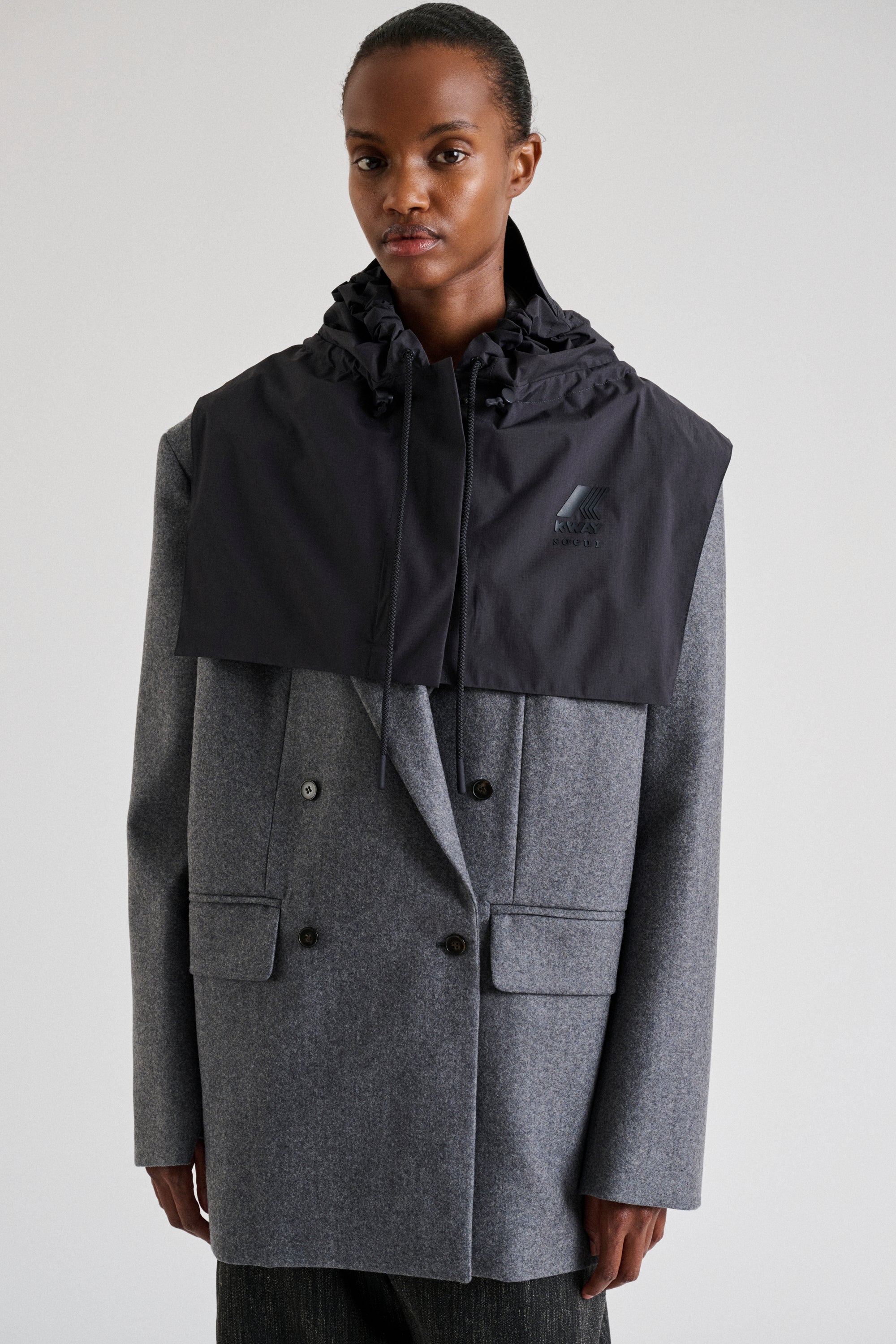 Hood GILL Sesame