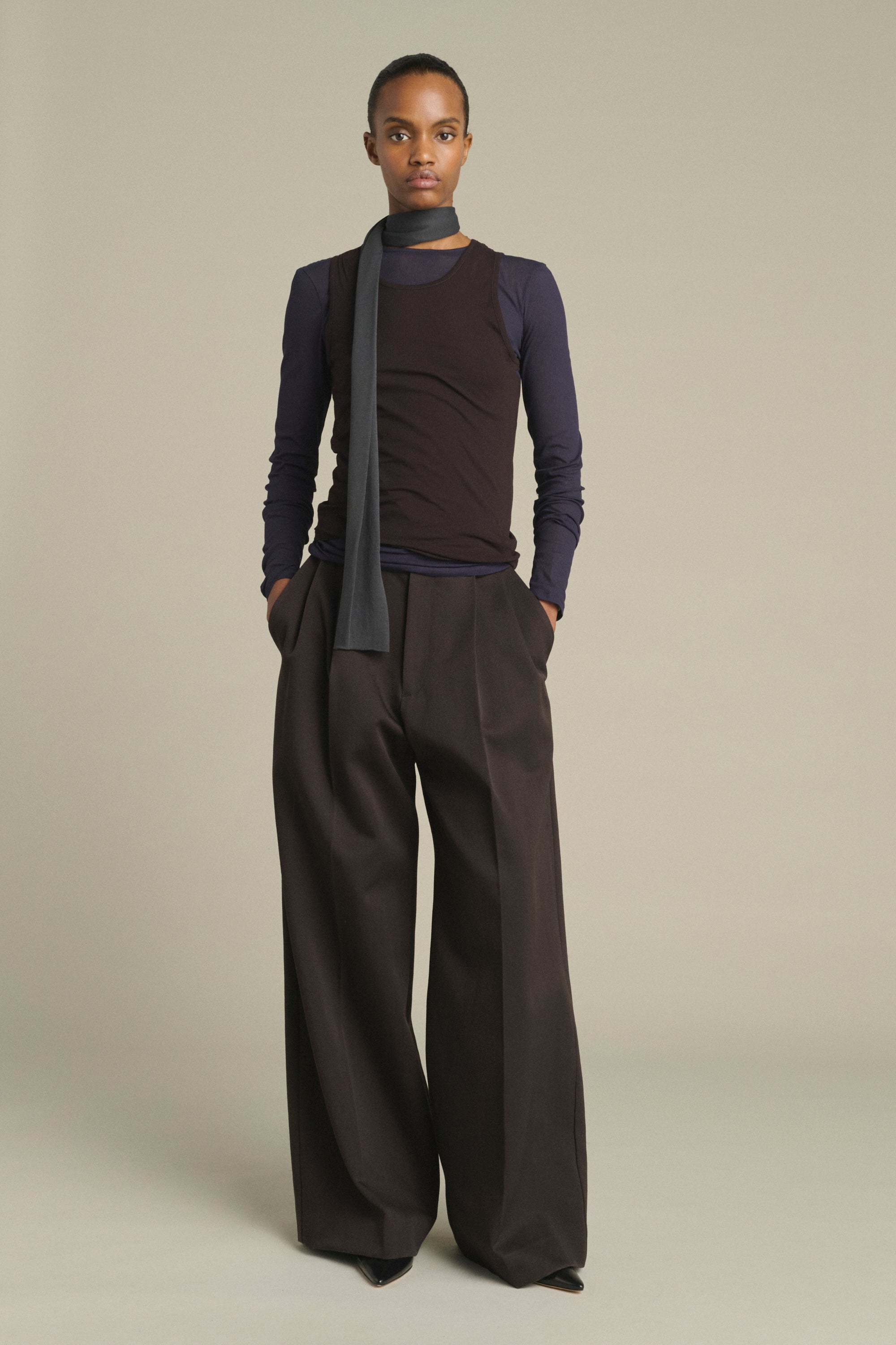 Scarf KOLA Charcoal Gray