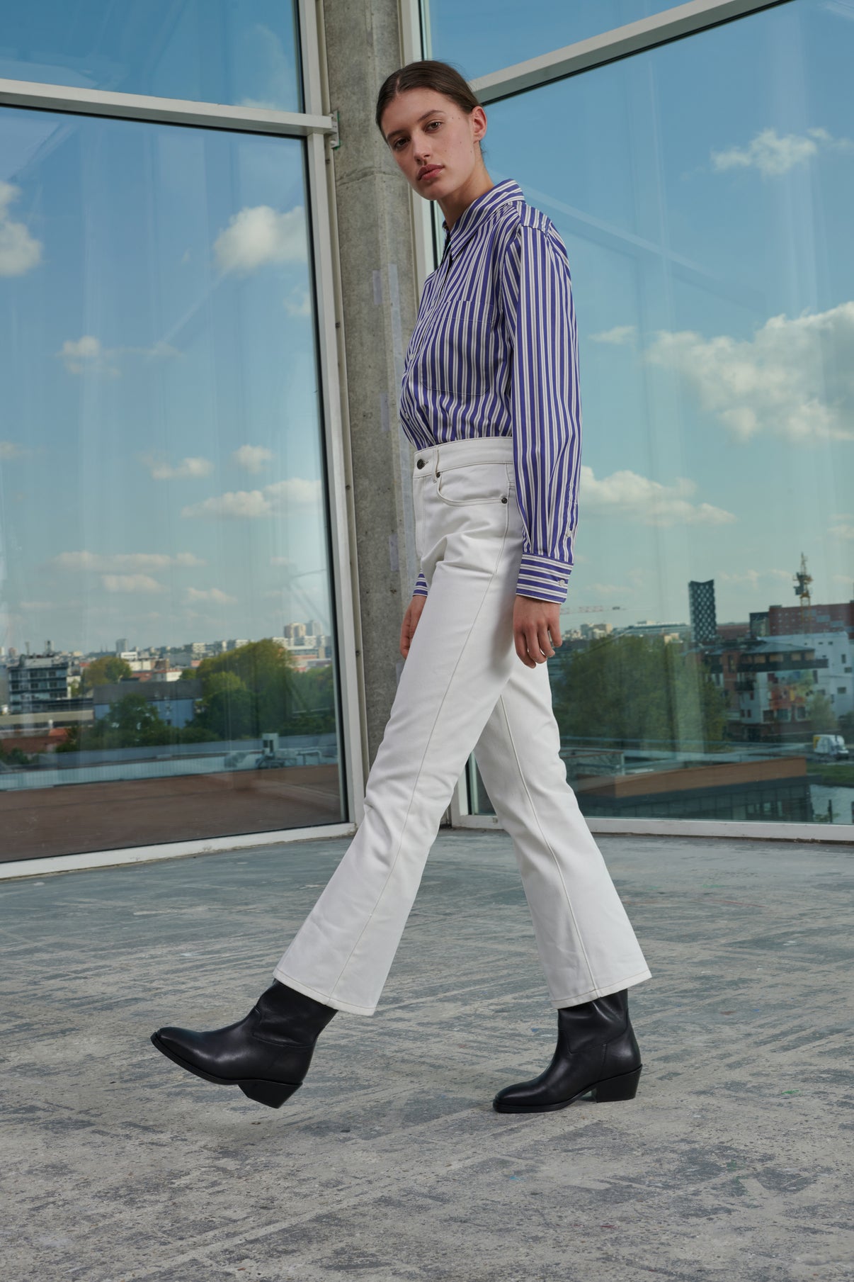 Jean Francisco - Craie - Femme vue 3