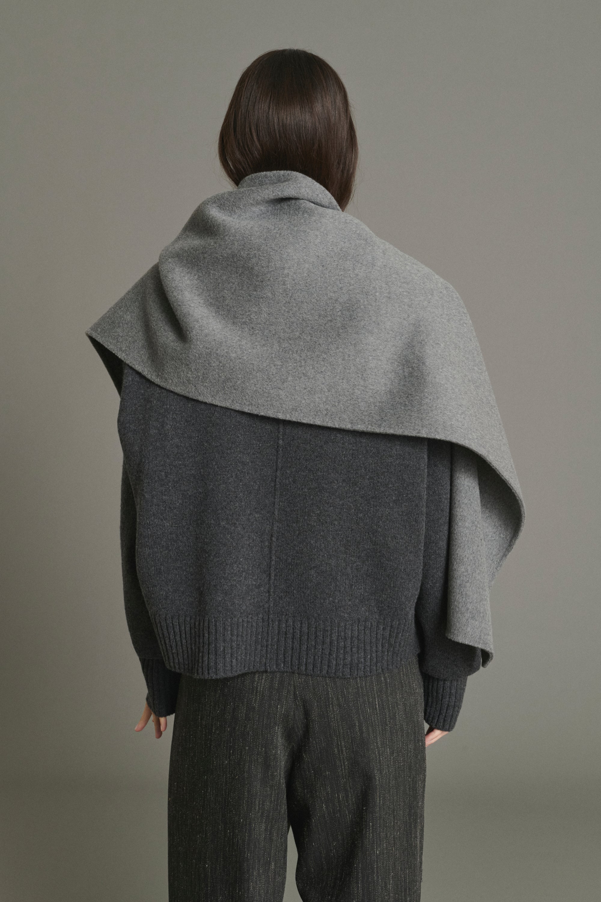 Cape LISETTE Light Gray