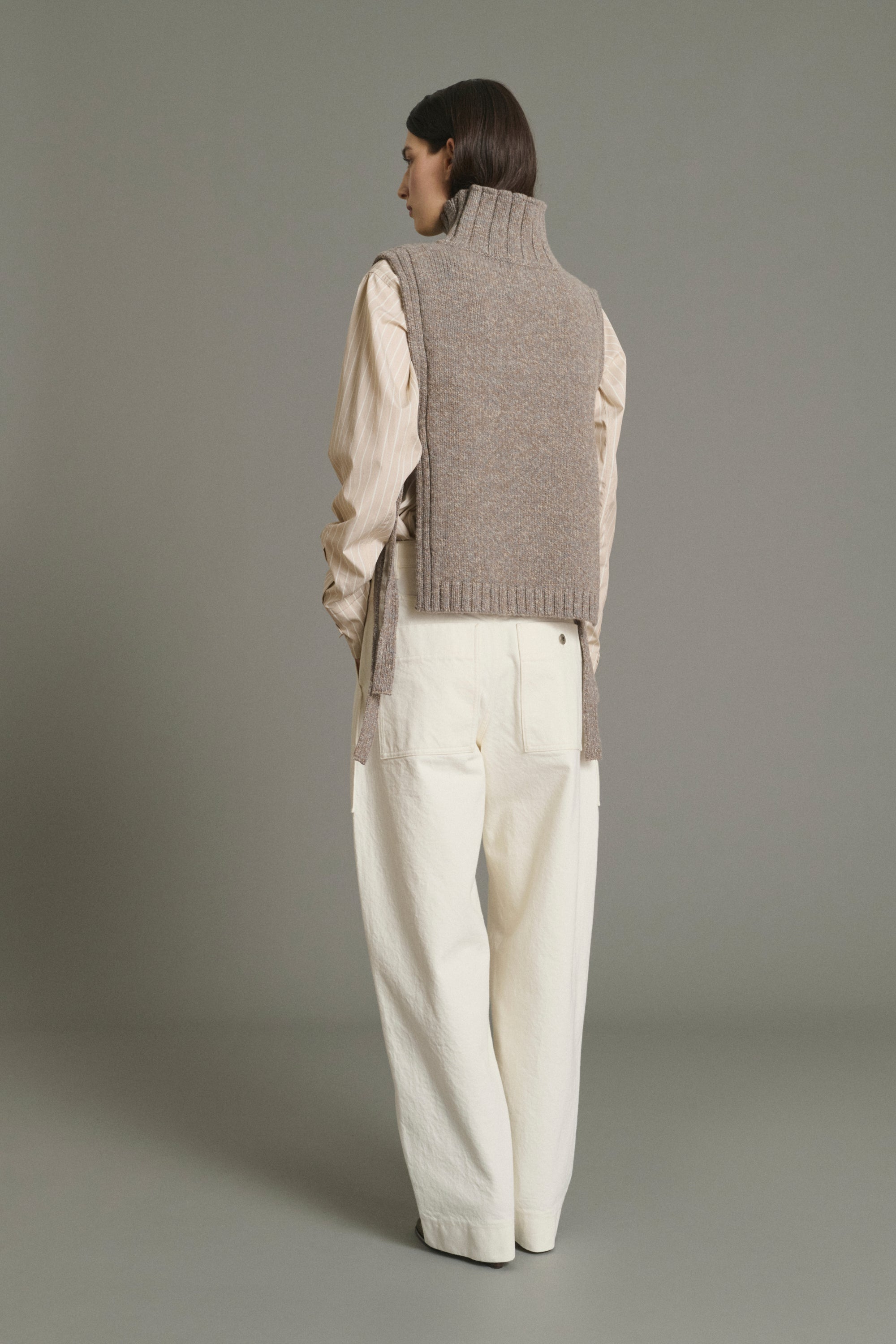 Sweater OR Beige/Gray
