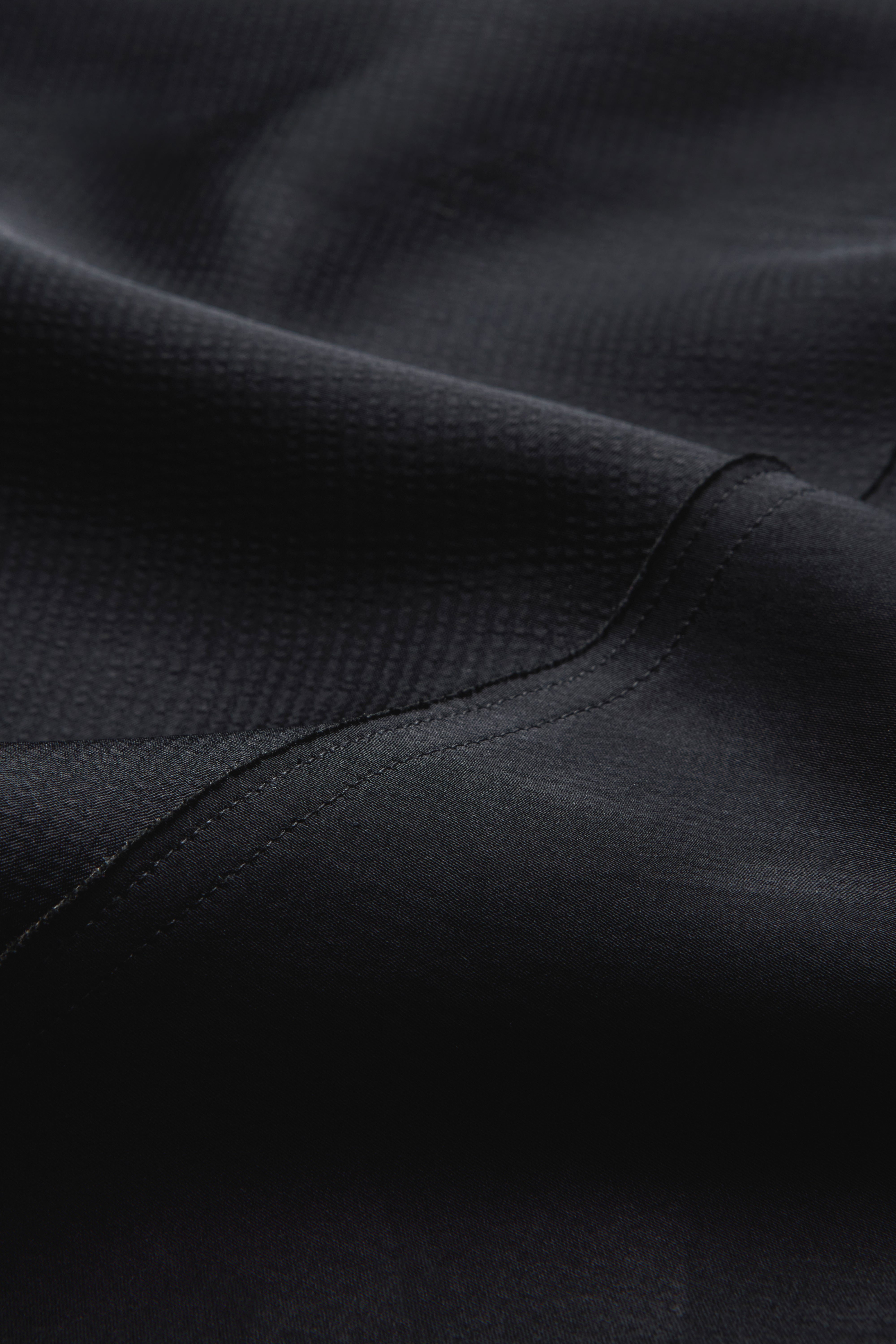 Top LYA Black