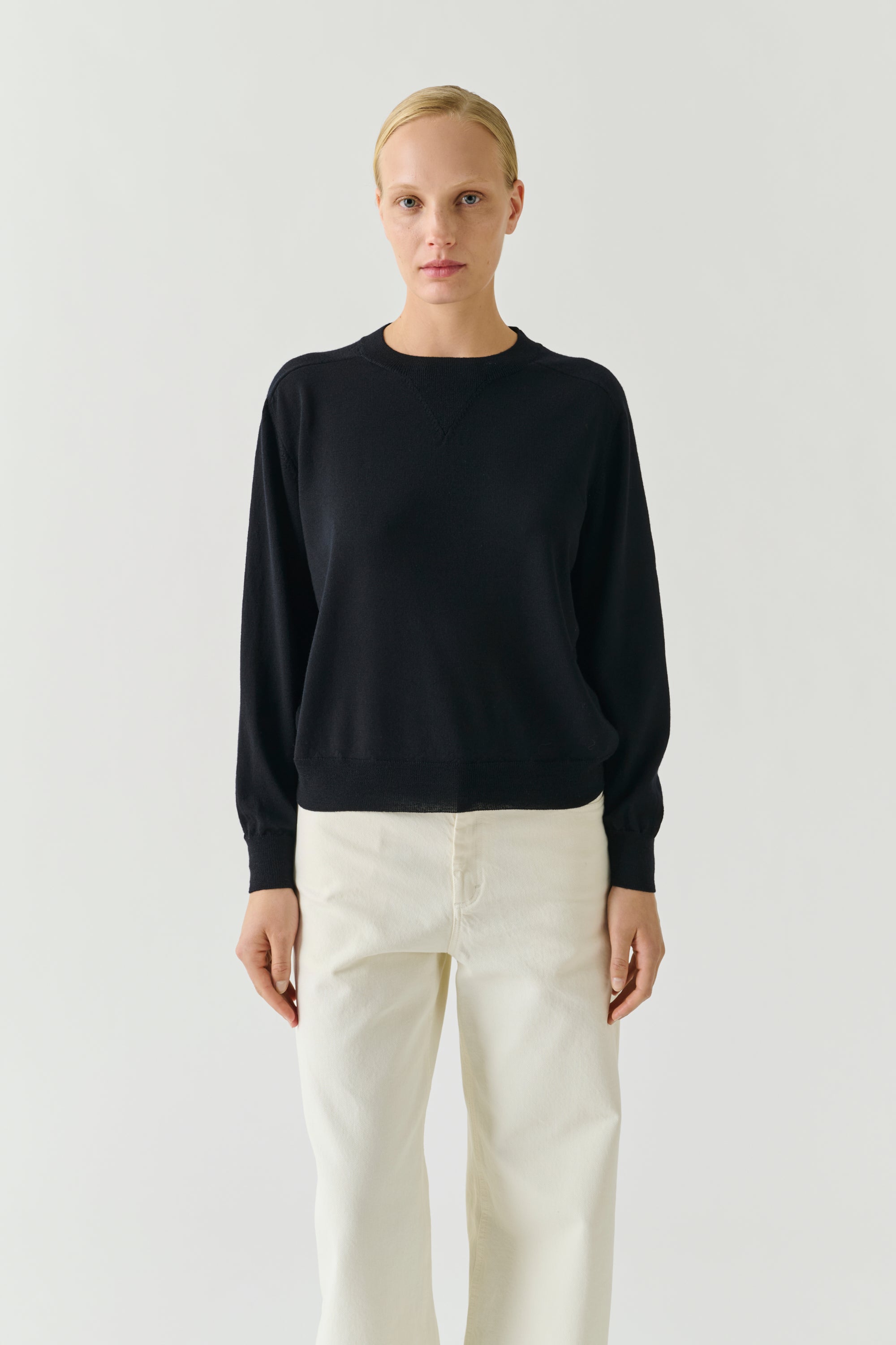 Sweater PIO Black